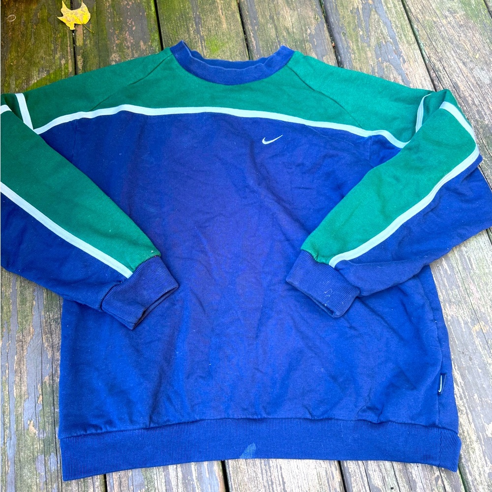 Men’s Nike color, Block shirt size medium